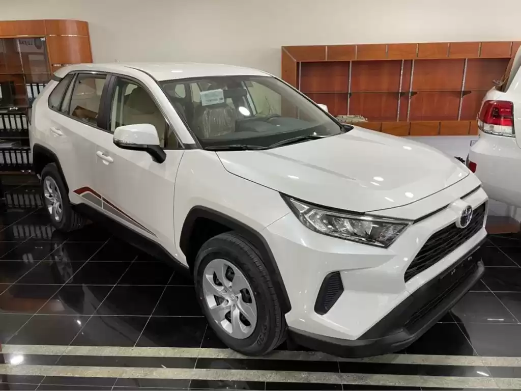 Совершенно новый Toyota RAV4 Продается в Доха #13173 - 1  image 